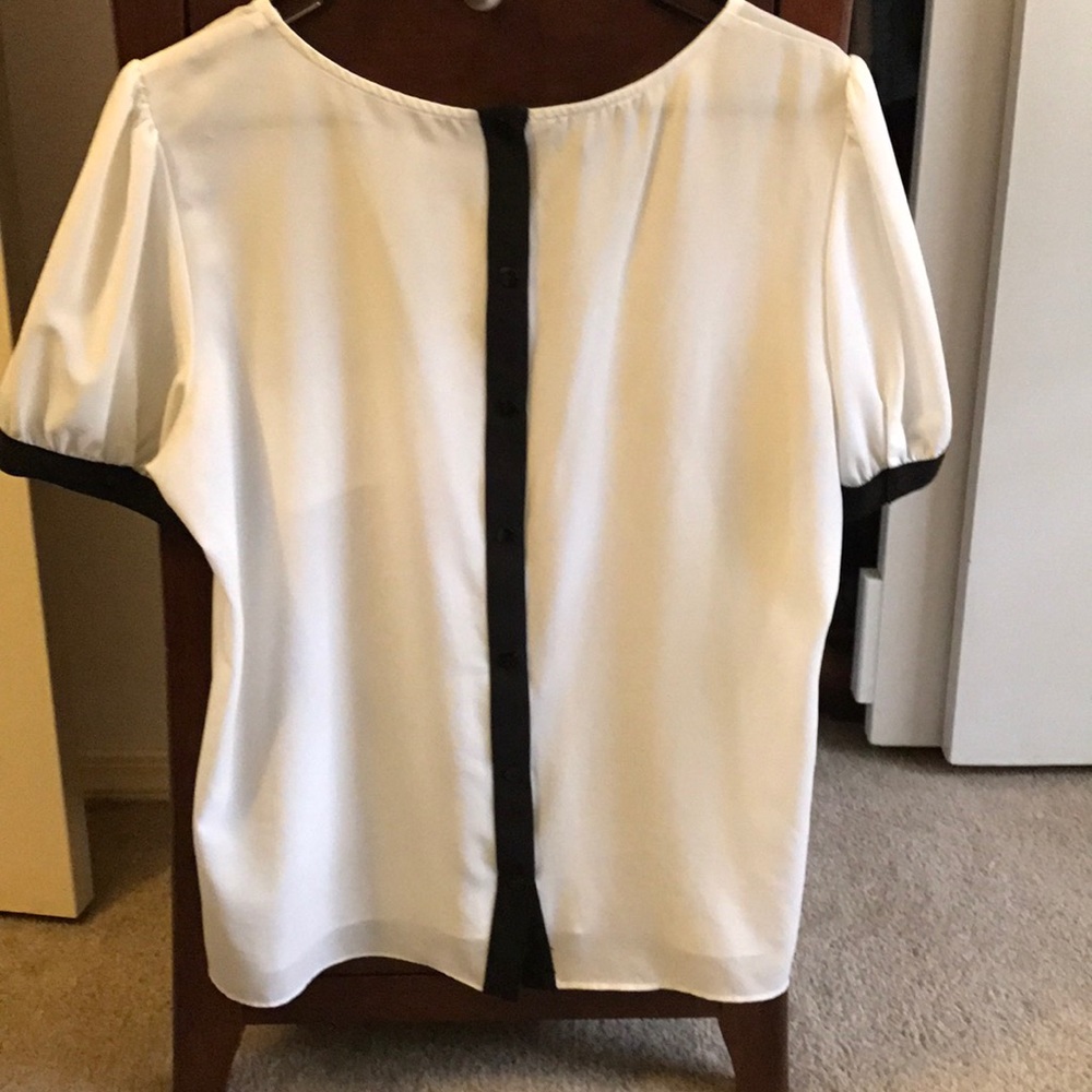 Top - Picture 2 of 5